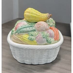 Fitz & Floyd Garden Basket Ironstone 2.5 Qt. Covered Dish Majolica Style 1989